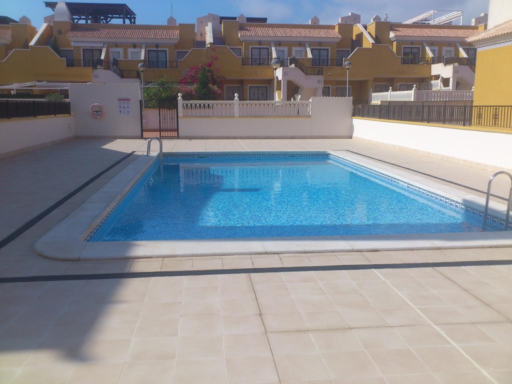 Arenales Del Sol Villa Værelse billede